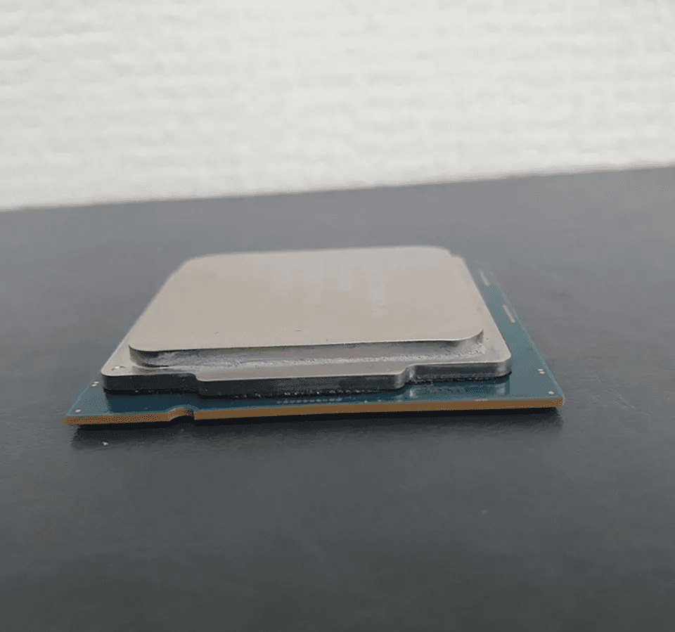 Процессор Intel Core i9-10900KF — фото 2